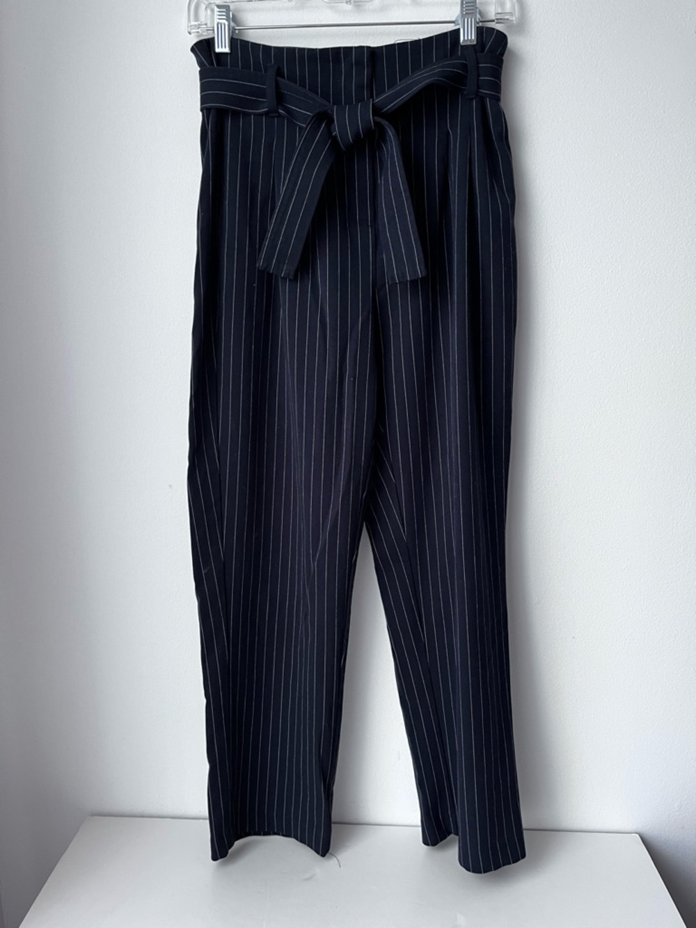 Nicole Miller Pinstripe Self-Tie Straight Leg Pants Sz 6
